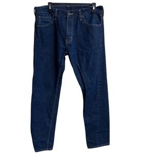 Levi’s dark wash 100% cotton 520 taper 34/32